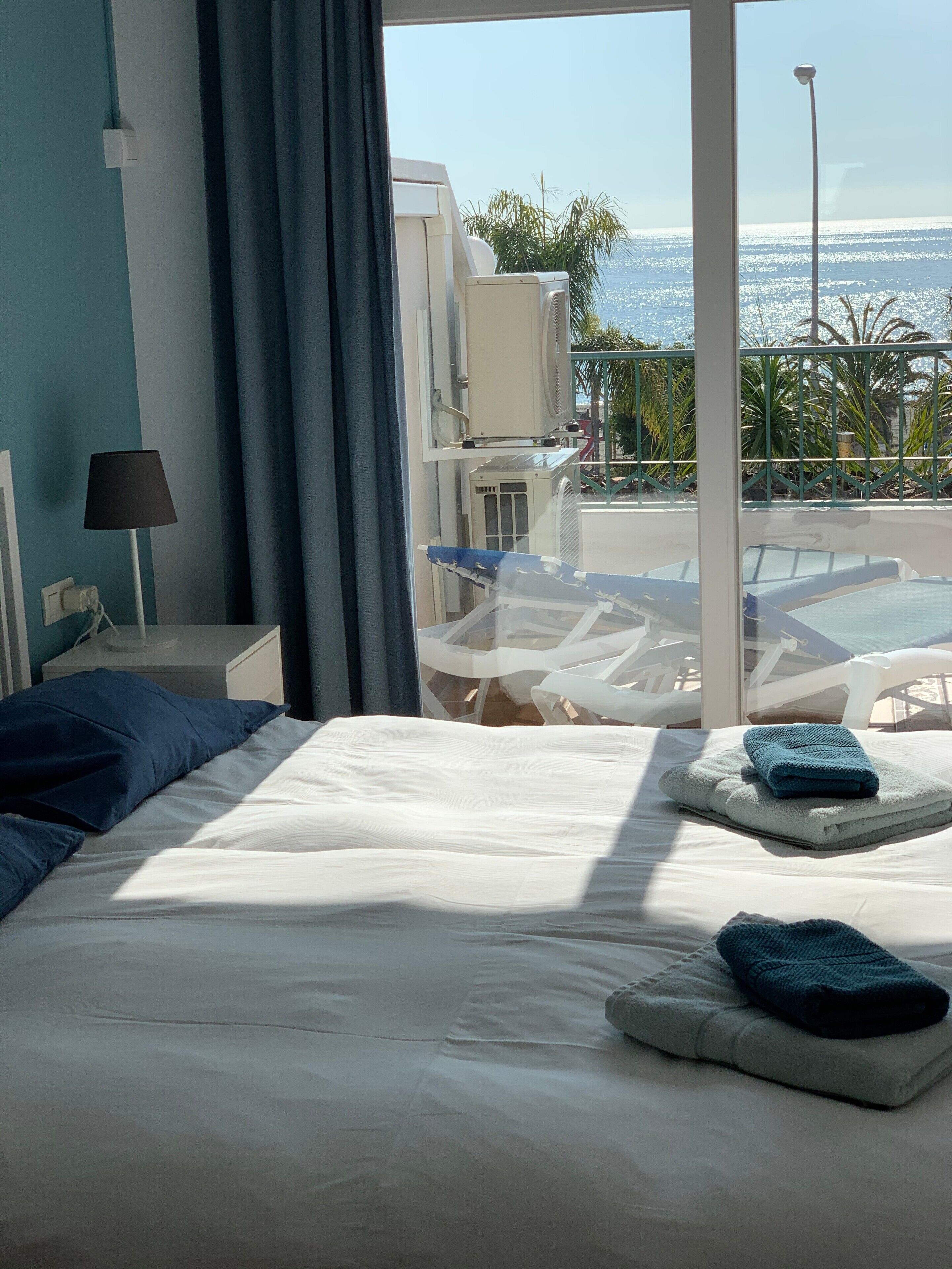 1 slaapkamer, een strijkplank/strijkijzer, gratis wifi, beddengoed