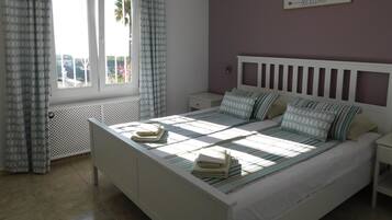 3 habitaciones, tabla de planchar con plancha y wifi gratis