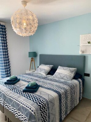 3 bedrooms, iron/ironing board, free WiFi, bed sheets