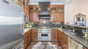 Condo, 2 habitaciones | Cocina privada