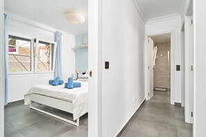 3 sovrum, strykjärn/strykbräda, gratis wi-fi och sängkläder