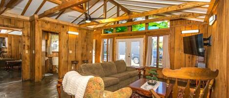 Televisión y oficina