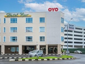 Exterior - Super OYO 985 Hotel Nur (Miri)