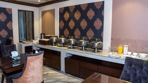 Restaurant - Regency Inn Hotels (Lahore)