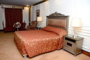 Standard Double or Twin Room | Iron/ironing board, free WiFi, bed sheets - Regency Inn Hotels (Lahore)