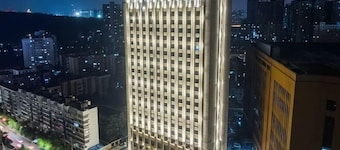 Jiuzhou Tongqu Hotel