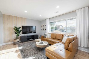 Smart TV, offices
