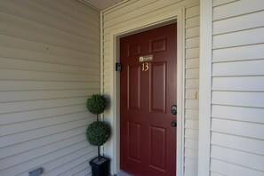 Exterior detail - 2-BR Updated WALK-IN Condo ~ 2 Pools ~ Near the Strip ~ FREE TICKETS INCLUDED! (FHC-13) (Branson)