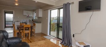 Space in the heart of Ahipara sleeps 