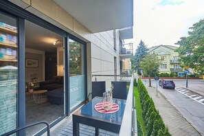 Apartemen Standar | Teras/patio