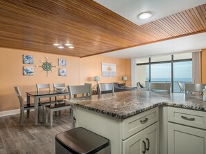 Dining - Spacious Direct Ocean Front Condo with Outdoor Pool (Ocean City)