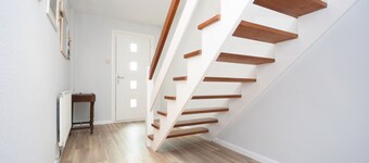 Sea Breeze, Selsey - a town house that sleeps 6 guests in 3 bedrooms