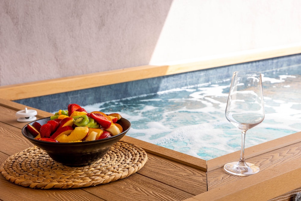Avaton Suites & VIllas photo 6