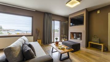 Villa, 3 Bedrooms, Private Pool, Sea View | Living area | 32-inch flat-screen TV with digital channels, offices