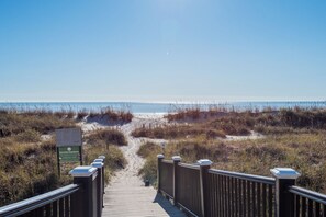 Ubicación a pie de playa y toallas de playa
