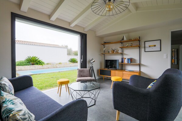 Fernseher, DVD-Player