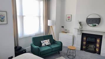 Deluxe Double Room, 1 King Bed (1st Floor) | Minibar, individually decorated, individually furnished, blackout drapes