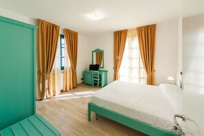 7 bedrooms, in-room safe, iron/ironing board, travel cot - Beautiful farmhouse with private pool exclusive rental up to 15 people (borgomaro)