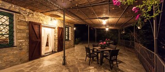 Beautiful farmhouse with private pool exclusive rental up to 15 people