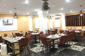 Restaurant - Sindz Palace Hotel (Yaoundé)