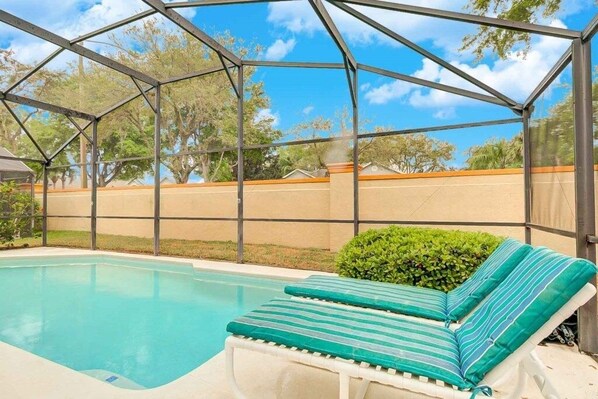 House, 4 Bedrooms | Pool | A heated pool, sun loungers