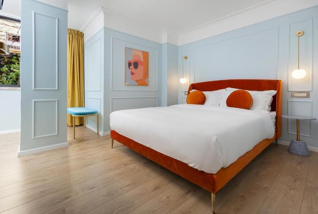 deluxe double room | minibar, desk, laptop workspace, free wifi