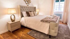 2 dormitoris, planxa i posts de planxar, wifi gratuïta i roba de llit 