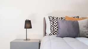 1 bedroom, iron/ironing board, free WiFi, bed sheets - Modern Loft in City Center by LovelyStay (Porto)