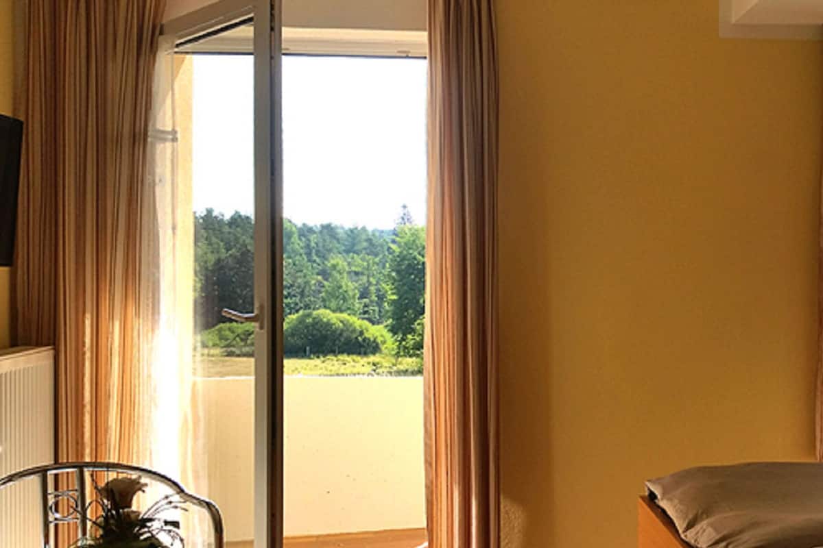 Double Room | Cots/infant beds, free WiFi, bed sheets