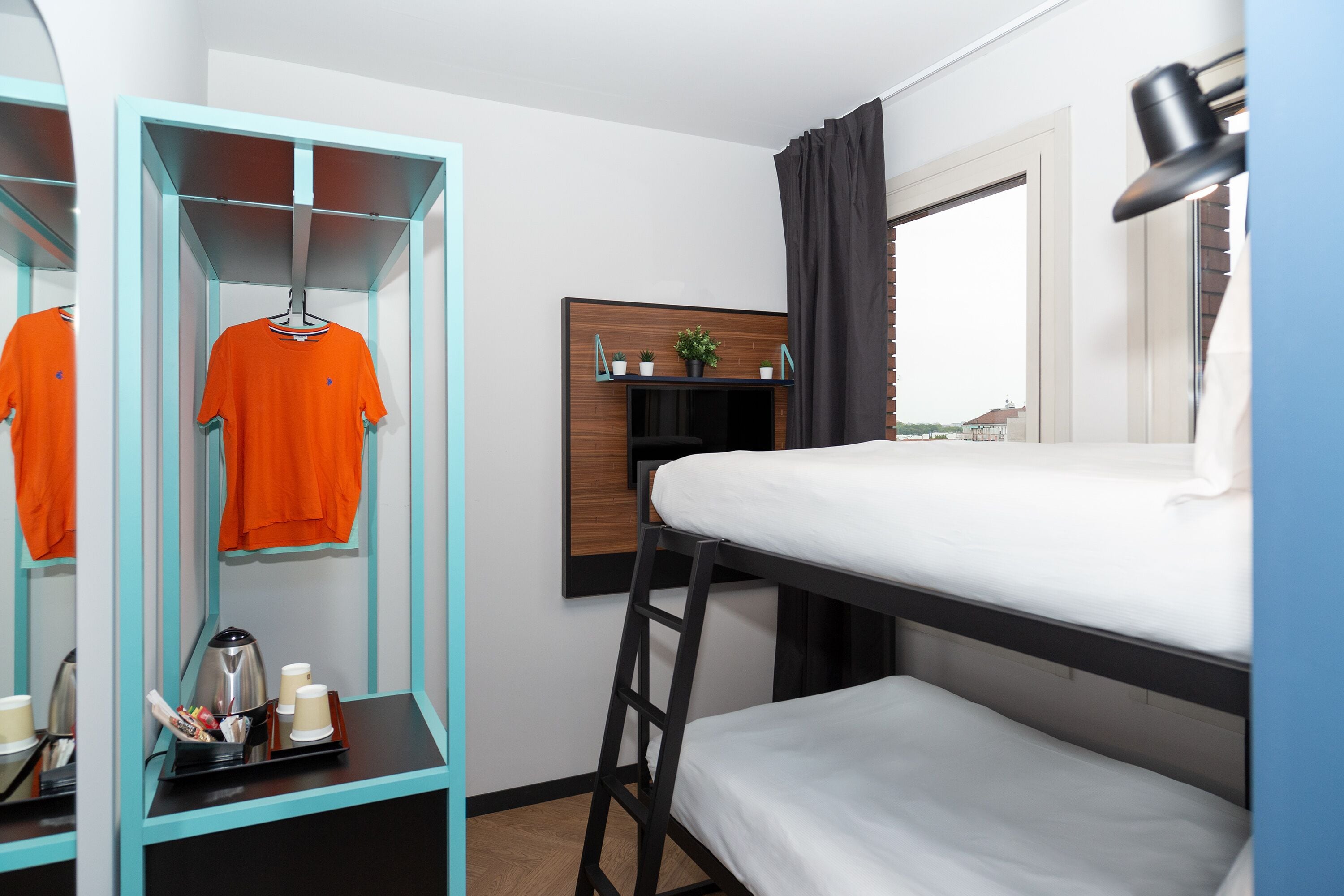 economy twin room | in-room safe, blackout curtains, soundproofing, free wifi