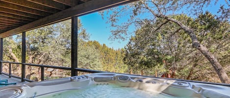 Bain à remous extérieur