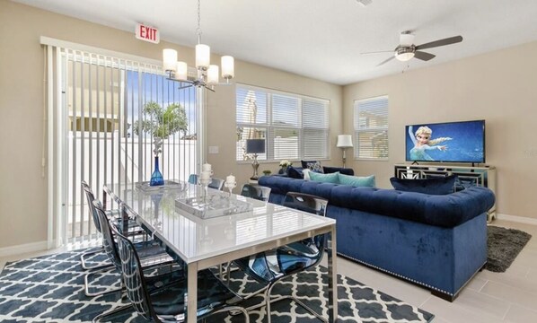 Design Townhome | Living area