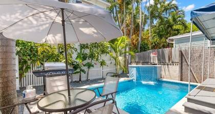 Heated Pool, Steps to Duval St - Poolside Paradise
