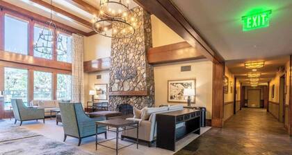 Ski in ski out with views, year round pool, spas & gym! Sleeps 6