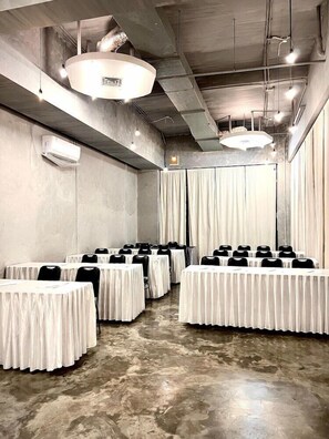 Meeting facility - The Amartya Jogjakarta Hotel (Sleman)