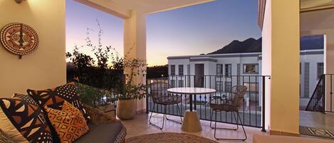 Luxury Apartment | Teres/patio