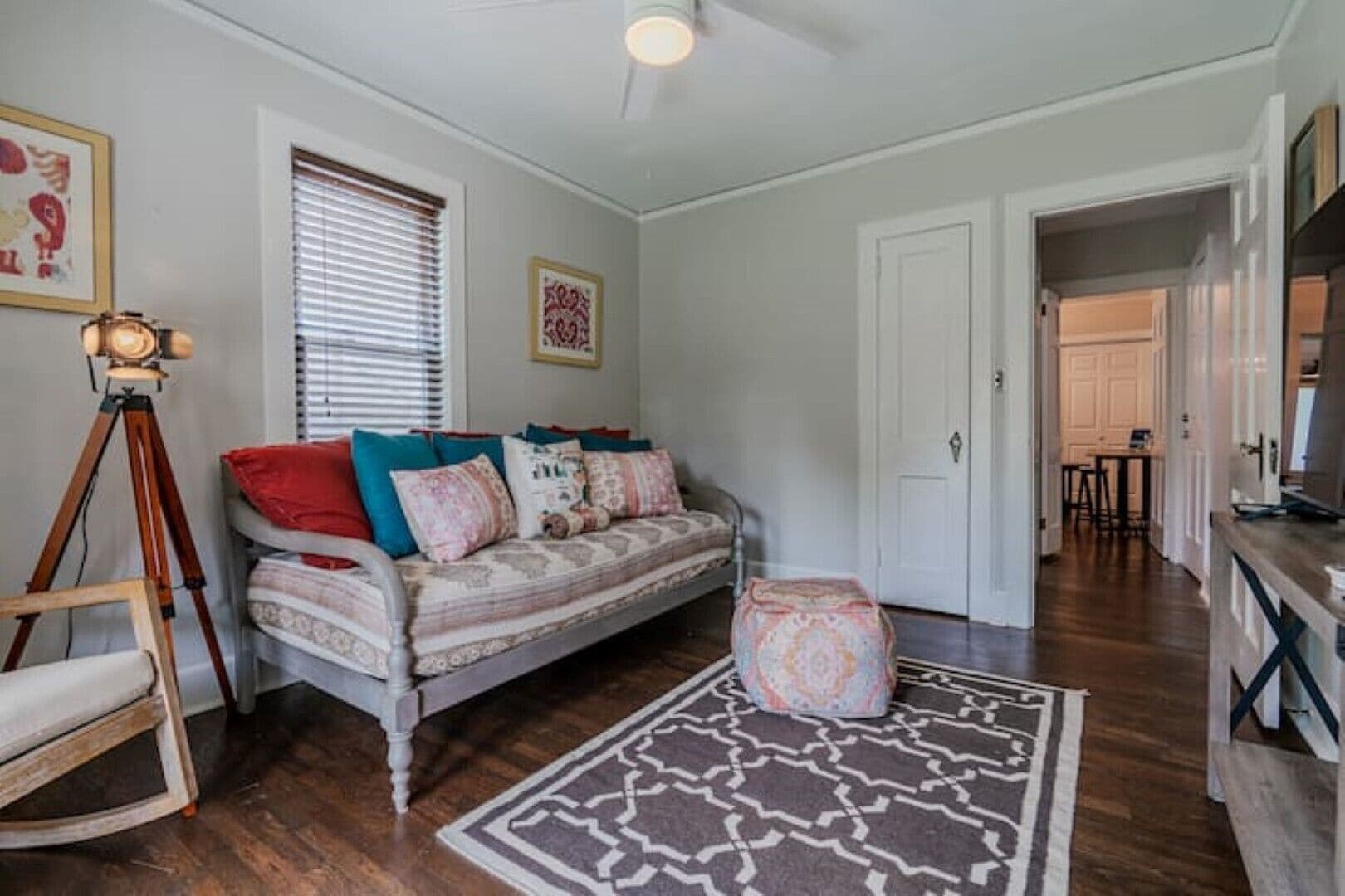 Huge one bedroom inlaw apartment near the Beltline