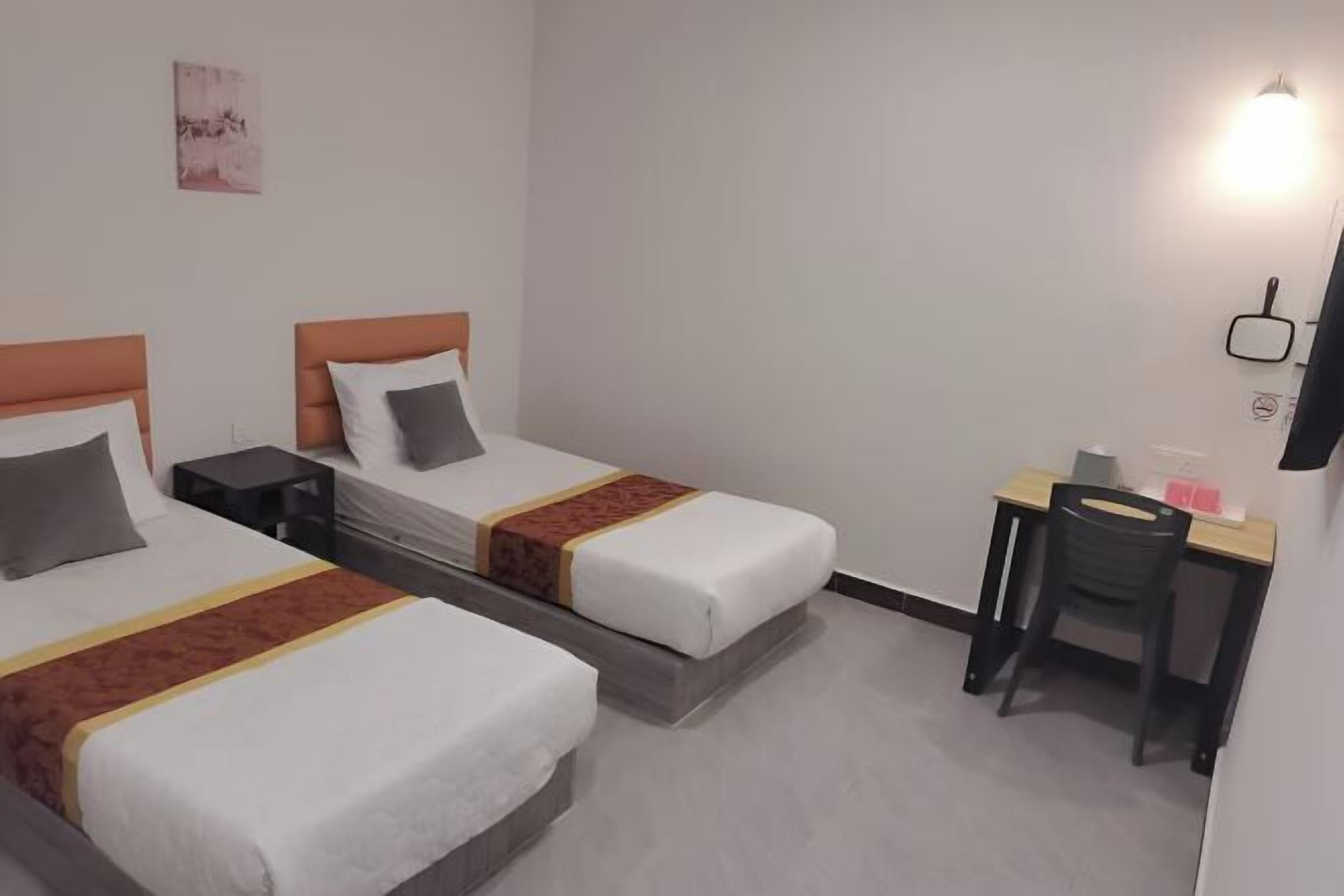 Een strijkplank/strijkijzer, gratis wifi, beddengoed