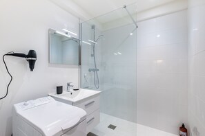 Hair dryer, towels
