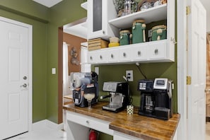 full coffee bar available with grounds, pods, sugar and creamer - Nest on Vestry: Spacious Historical Home w/ Jacuzzi & Pool Table (Cleveland)