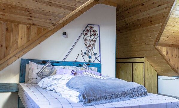 9 habitaciones y wifi gratis