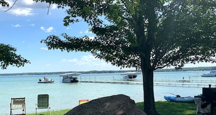 Grand Lake Gem with Private Boat Slip and Grills!