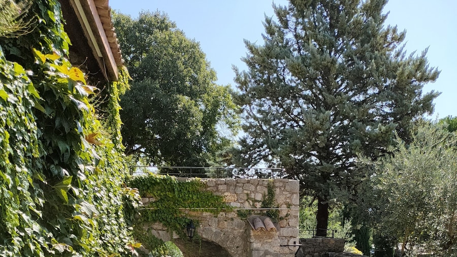 Résidence Vacances Bleues Lou Castel