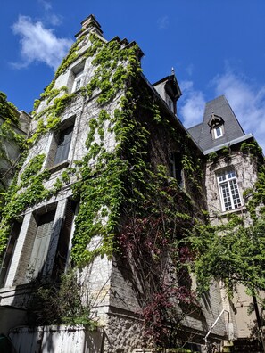 Exterior - Bright apartment with terrace 7min from Paris (Asnières-sur-Seine)