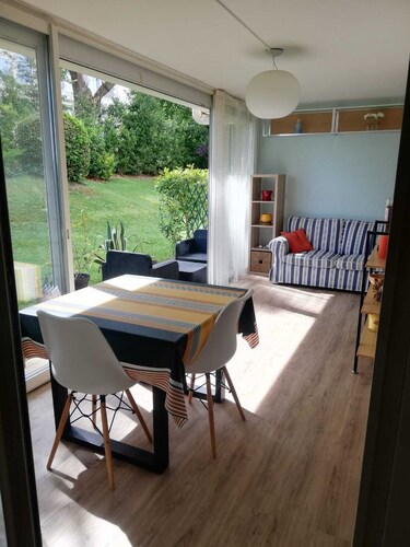 Apartment Château d'Arcadie, 67m2, terrace and garage. The whole of Biarritz on foot!