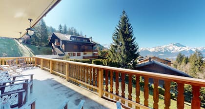 Charming Chalet - Walk to Piste & Villars Centre! Style & Comfort 5 Bed/4 Bath!