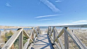 House, 5 Bedrooms | Beach