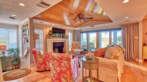 Villa, 5 chambres | Salle de séjour