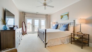 House, Multiple Beds