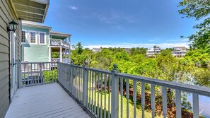 Maison, 6 chambres | Balcon